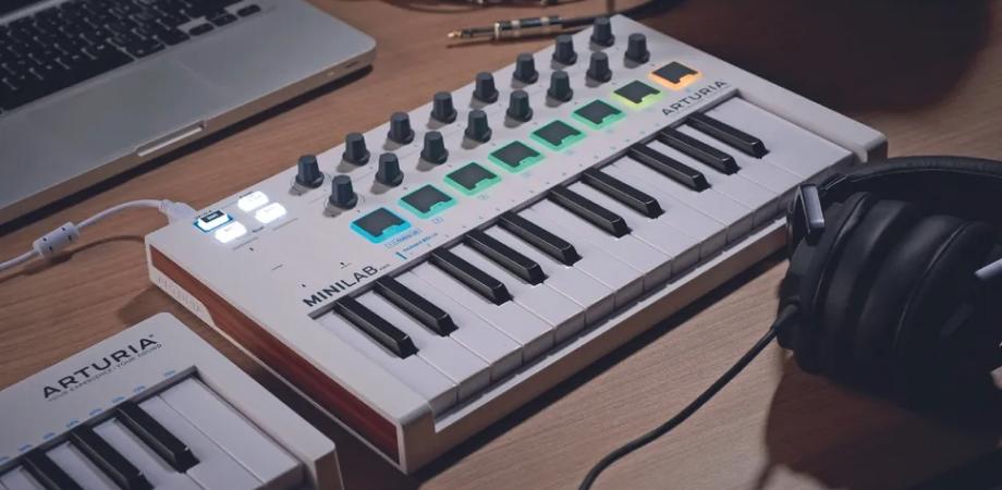 Лучшие MIDI-клавиатуры