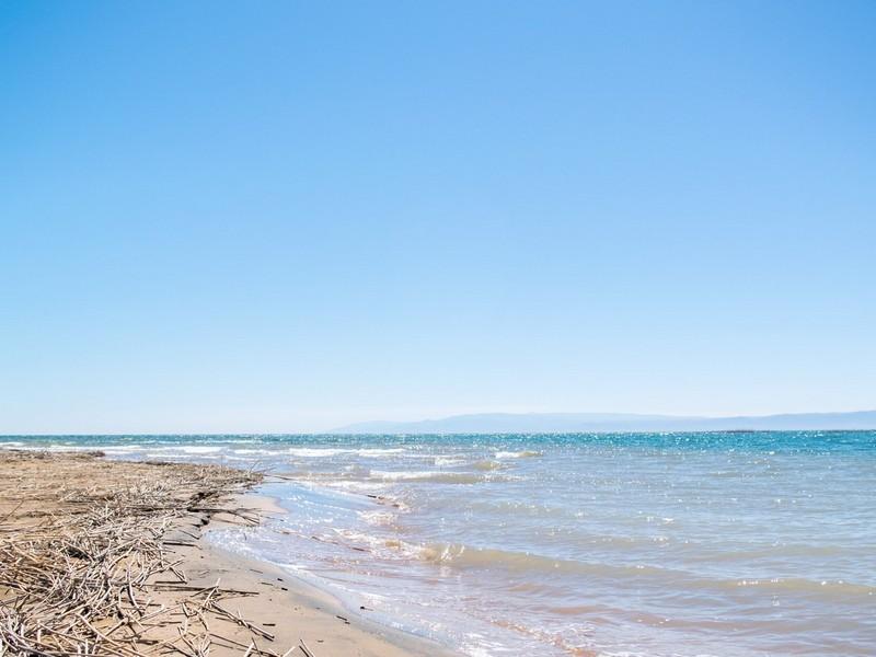 Пустынный трип к «морю в песках» — озеру Айдаркуль