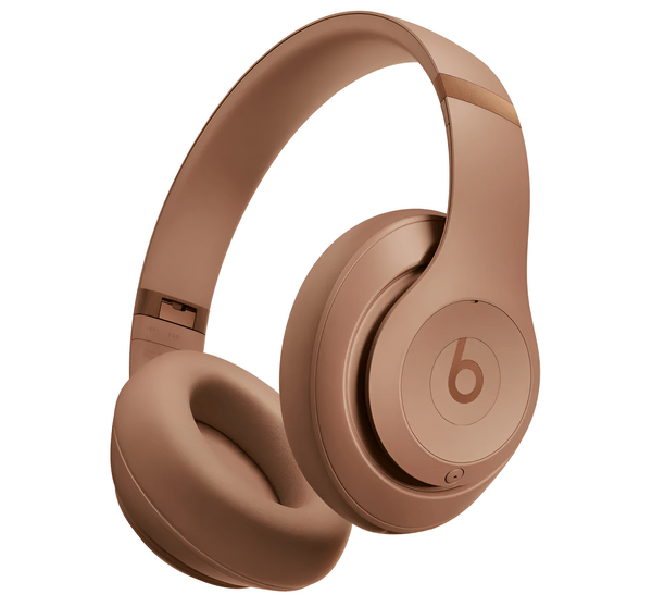наушники Beats Studio Pro x Kim Kardashian