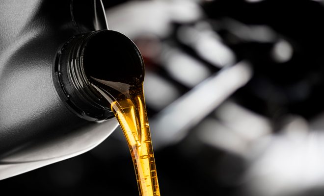 Лучшее моторное масло 10W 40 в 2025 году: рейтинг для легковых автомобилей Лучшее моторное масло 10W 40
