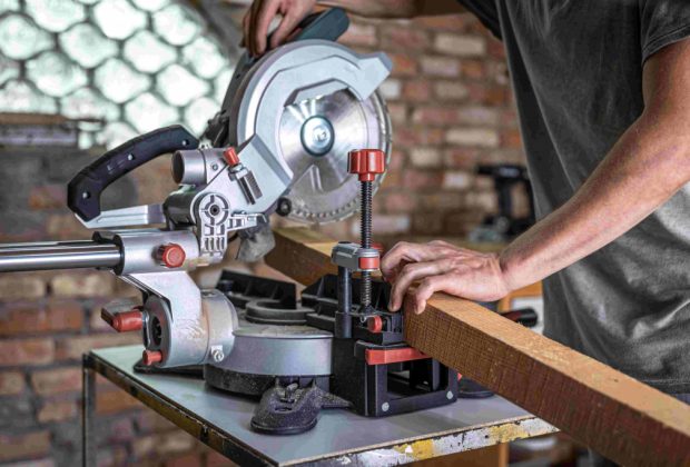 Лучшие торцовочные пилы с протяжкой
